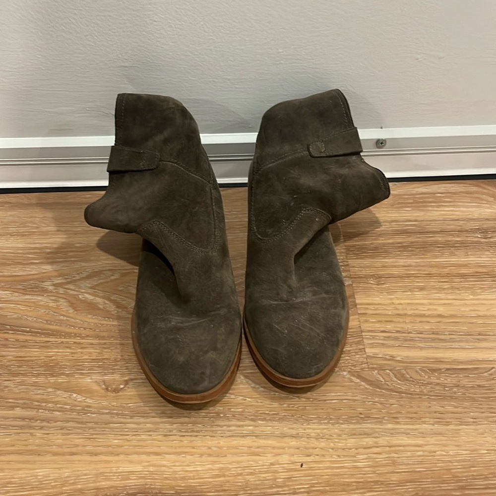 Rebecca Minkoff Green Suede Boots